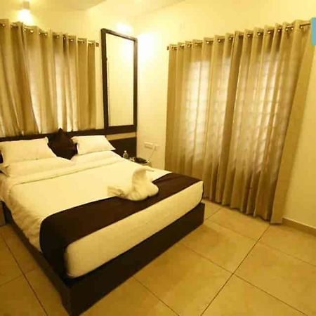 Ezebella Luxury Service Villa Udagamandalam Exterior foto